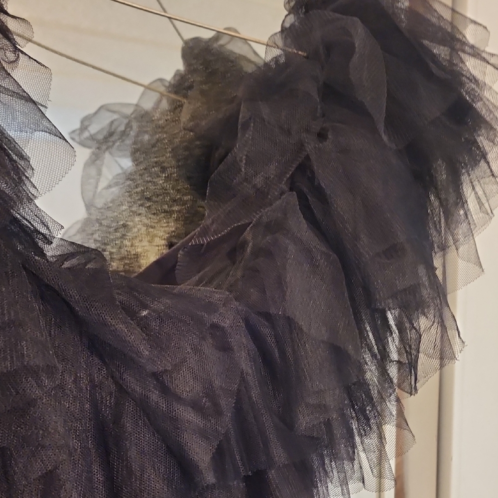 Torrid Black Ruffled Top - Picture 4 of 7